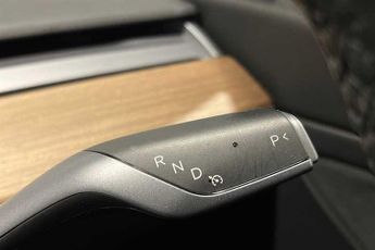 TESLA MODEL 3 Standard Range Plus Saloon 4dr Electric Auto RWD (241 bhp)