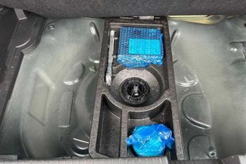 VAUXHALL CROSSLAND 1.2 Turbo Ultimate SUV 5dr Petrol Auto Euro 6 (s/s) (130 ps)