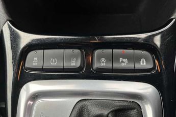 VAUXHALL CROSSLAND 1.2 Turbo Ultimate SUV 5dr Petrol Auto Euro 6 (s/s) (130 ps)