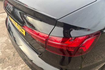 AUDI A4 2.0 TFSI 35 Black Edition Saloon 4dr Petrol S Tronic Euro 6 (s/s