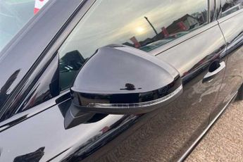 AUDI A4 2.0 TFSI 35 Black Edition Saloon 4dr Petrol S Tronic Euro 6 (s/s