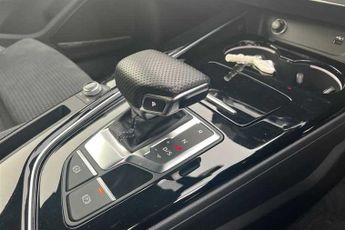 AUDI A4 2.0 TFSI 35 Black Edition Saloon 4dr Petrol S Tronic Euro 6 (s/s