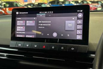 MG MG4 EV 64kWh Trophy Long Range Hatchback 5dr Electric Auto (203 ps)