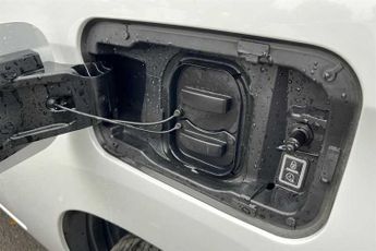 Vauxhall Combo Life Electric 52kWh Ultimate XL MPV 5dr Electric Auto (7.4kW Charger) (136 ps)