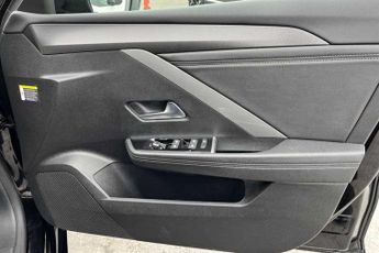 Vauxhall Astra 1.5 Turbo D GS Hatchback 5dr Diesel Auto Euro 6 (s/s) (130 ps)