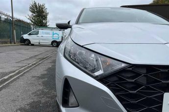 HYUNDAI i20 1.0 T-GDi MHEV SE Connect Hatchback 5dr Petrol Hybrid DCT Euro 6