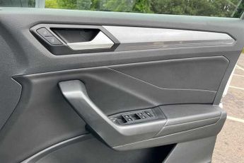 VOLKSWAGEN T-ROC 2.0 TDI Style SUV 5dr Diesel DSG Euro 6 (s/s) (150 ps)