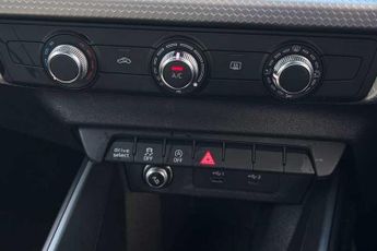 AUDI A1 1.0 TFSI 30 S line Sportback 5dr Petrol S Tronic Euro 6 (s/s) (1