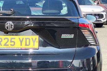 MG MG4 EV 49kWh SE Hatchback 5dr Electric Auto (170 ps)