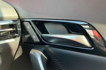 MG MG4 EV 49kWh SE Hatchback 5dr Electric Auto (170 ps)