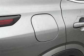 Nissan Qashqai 1.3 DIG-T MHEV N-Connecta SUV 5dr Petrol Hybrid XTRON Euro 6 (s/