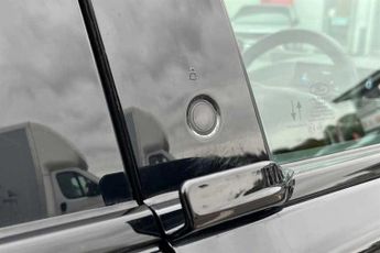 FORD MUSTANG MACH-E Standard Range 70kWh SUV 5dr Electric Automatic AWD (269 ps)