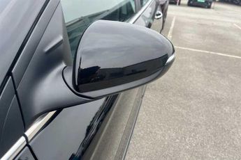 HYUNDAI IONIQ 38.3kWh Premium Hatchback 5dr Electric Auto (136 ps)