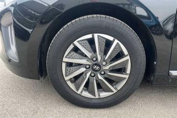 HYUNDAI IONIQ 38.3kWh Premium Hatchback 5dr Electric Auto (136 ps)