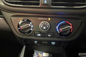 HYUNDAI i10 1.0 Advance Hatchback 5dr Petrol Auto Euro 6 (s/s) (63 ps)