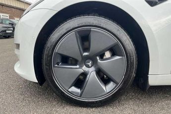 TESLA MODEL 3 (Dual Motor) Long Range Saloon 4dr Electric Auto 4WDE (346 ps)