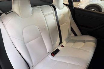 TESLA MODEL 3 Standard Range Plus Saloon 4dr Electric Auto RWD (241 bhp)