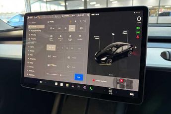 TESLA MODEL 3 Standard Range Plus Saloon 4dr Electric Auto RWD (241 bhp)