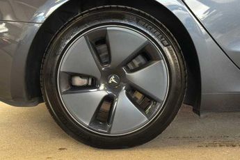 TESLA MODEL 3 (Dual Motor) Long Range Saloon 4dr Electric Auto 4WDE (346 ps)