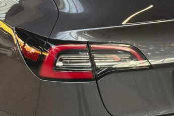 TESLA MODEL 3 (Dual Motor) Long Range Saloon 4dr Electric Auto 4WDE (346 ps)