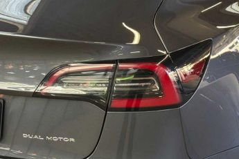 TESLA MODEL 3 (Dual Motor) Long Range Saloon 4dr Electric Auto 4WDE (346 ps)