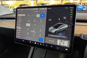 TESLA MODEL 3 (Dual Motor) Long Range Saloon 4dr Electric Auto 4WDE (346 ps)