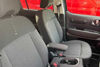 HYUNDAI INSTER Long Range 49kWh 02 SUV 5dr Electric Auto (115 ps)