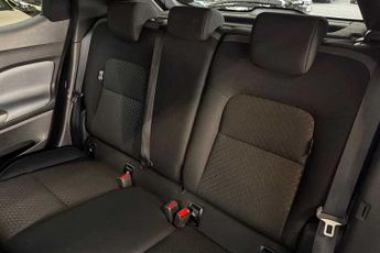 NISSAN JUKE 1.0 DIG-T N-Connecta SUV 5dr Petrol DCT Auto Euro 6 (s/s) (114 p