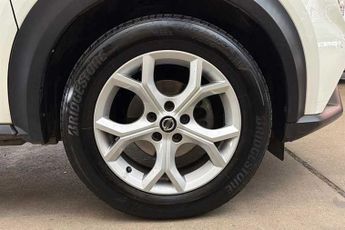 NISSAN JUKE 1.0 DIG-T N-Connecta SUV 5dr Petrol DCT Auto Euro 6 (s/s) (114 p