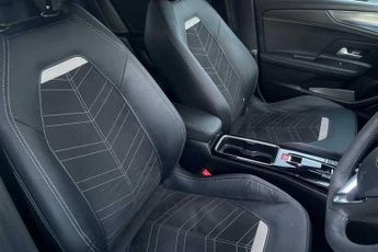 Vauxhall Mokka Electric 50kWh Ultimate SUV 5dr Electric Auto (136 ps)