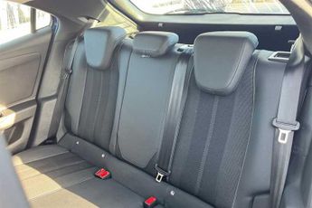 VAUXHALL MOKKA Electric 50kWh Elite Premium SUV 5dr Electric Auto (136 ps)