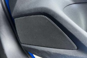 VAUXHALL MOKKA Electric 50kWh Elite Premium SUV 5dr Electric Auto (136 ps)