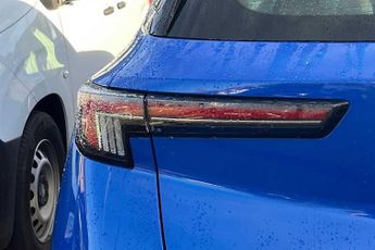 VAUXHALL MOKKA Electric 50kWh Elite Premium SUV 5dr Electric Auto (136 ps)