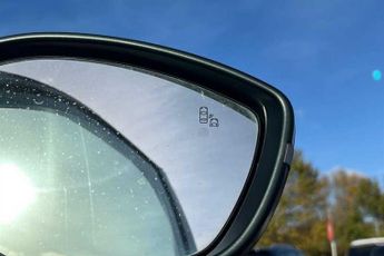 VAUXHALL MOKKA Electric 50kWh SRi Nav Premium SUV 5dr Electric Auto (136 ps)