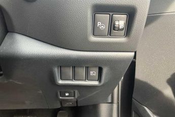 TOYOTA C-HR 2.0 VVT-h GPF Design SUV 5dr Petrol Hybrid CVT Euro 6 (s/s) (184