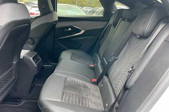 Peugeot E-3008 73kWh GT SUV 5dr Electric Auto (210 ps)