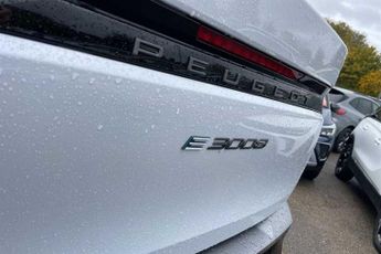 Peugeot E-3008 73kWh GT SUV 5dr Electric Auto (210 ps)