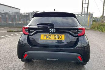 Toyota Yaris 1.5 VVT-h Design Hatchback 5dr Petrol Hybrid E-CVT Euro 6 (s/s)