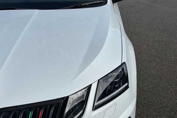 Skoda Octavia 2.0 TSI GPF vRS Hatchback 5dr Petrol DSG Euro 6 (s/s) (245 ps)