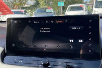 NISSAN QASHQAI 1.3 DIG-T MHEV N-Connecta SUV 5dr Petrol Hybrid XTRON 4WD Euro 6