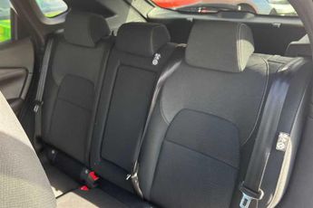 NISSAN QASHQAI 1.3 DIG-T MHEV N-Connecta SUV 5dr Petrol Hybrid XTRON 4WD Euro 6