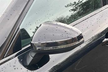 AUDI A4 AVANT 2.0 TFSI 35 Black Edition Estate 5dr Petrol S Tronic Euro 6 (s/s