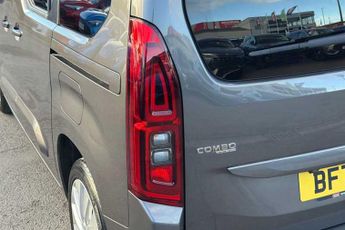 VAUXHALL COMBO LIFE 1.2 Turbo Elite MPV 5dr Petrol Auto Euro 6 (s/s) (130 ps)