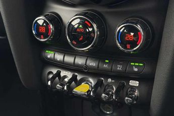 MINI ELECTRIC HATCH Cooper SE 32.6kWh Level 2 Hatchback 3dr Electric Auto (184 ps)