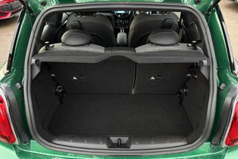 MINI ELECTRIC HATCH Cooper SE 32.6kWh Level 2 Hatchback 3dr Electric Auto (184 ps)