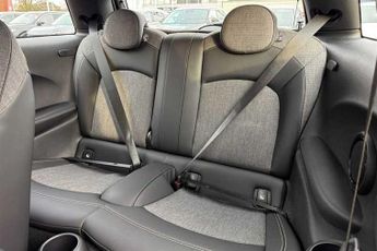 MINI ELECTRIC HATCH Cooper SE 32.6kWh Level 2 Hatchback 3dr Electric Auto (184 ps)