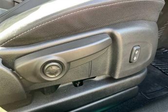 VAUXHALL CROSSLAND 1.2 Turbo Ultimate SUV 5dr Petrol Auto Euro 6 (s/s) (130 ps)