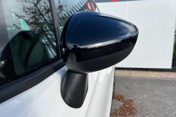 VAUXHALL CROSSLAND 1.2 Turbo Ultimate SUV 5dr Petrol Auto Euro 6 (s/s) (130 ps)