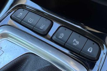 VAUXHALL CROSSLAND 1.2 Turbo Ultimate SUV 5dr Petrol Auto Euro 6 (s/s) (130 ps)