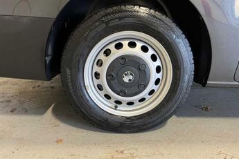 VAUXHALL VIVARO LIFE Electric 49kWh Combi XL MPV 5dr Electric Auto LWB (9 Seat, 7.4kW Charger)